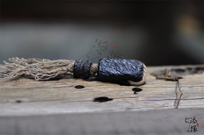 无界-木质特色三通佛头定制天然佛塔背云顶珠吊坠佛珠