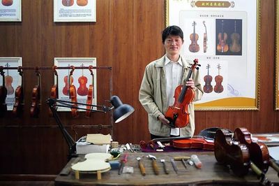 亲手制作小提琴,不爱上也难